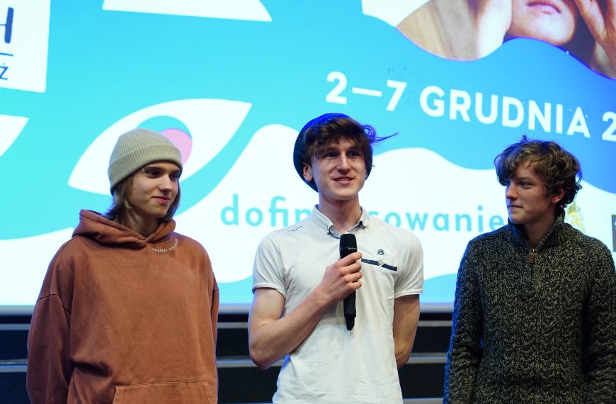 Kino w Trampkach. Gala Young Vibes – 07.12.2022